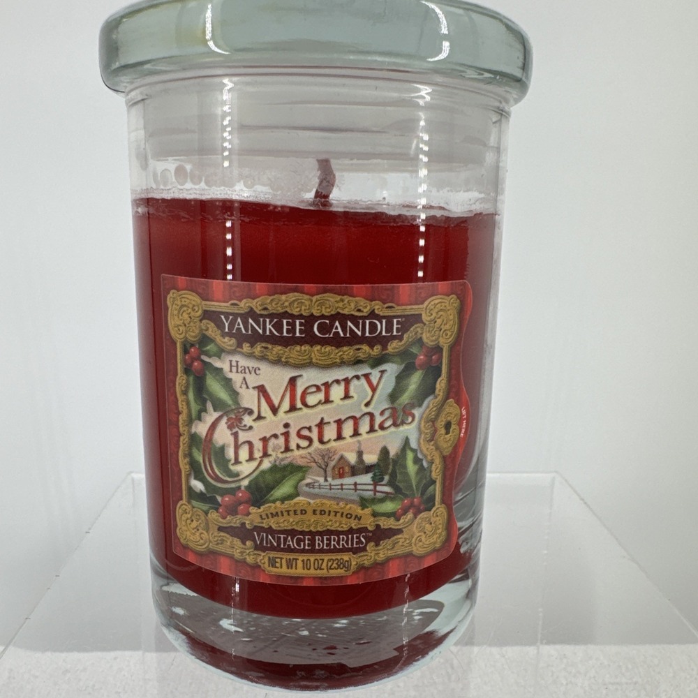 New Yankee Candle Have‎ a Merry Christmas 10oz Limited Edition Vintage Berries